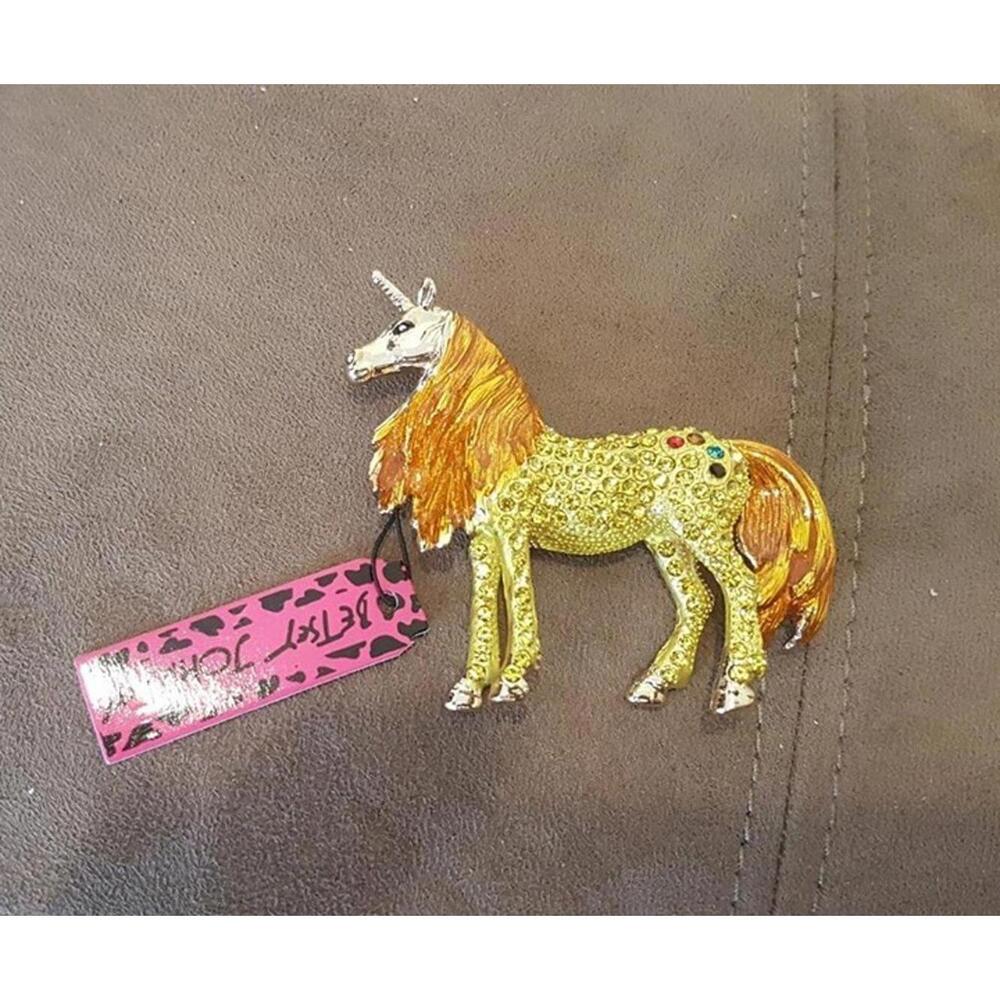 Betsey johnson unicorn pin - Picture 2 of 5